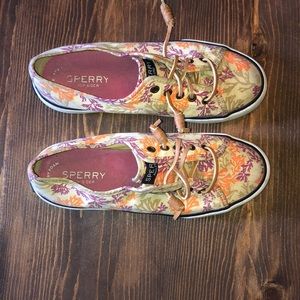 Sperry Tan Leaf Printed Top-Sider Boat Shoes
